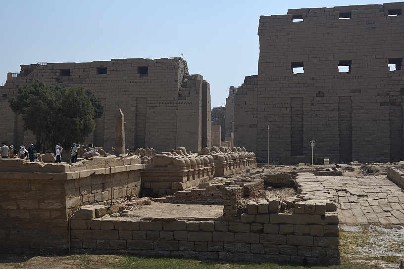 01 MAK_6078.jpg - L’ingresso del Tempio di Amon a Karnak.